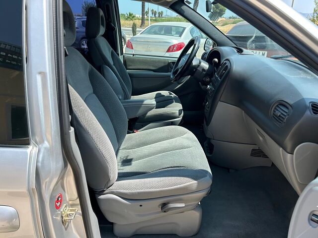 CHRYSLER GRAND VOYAGER SE 2.8 CRDI AUTO SPANISH LHD IN SPAIN 133K 7 SEAT 2005